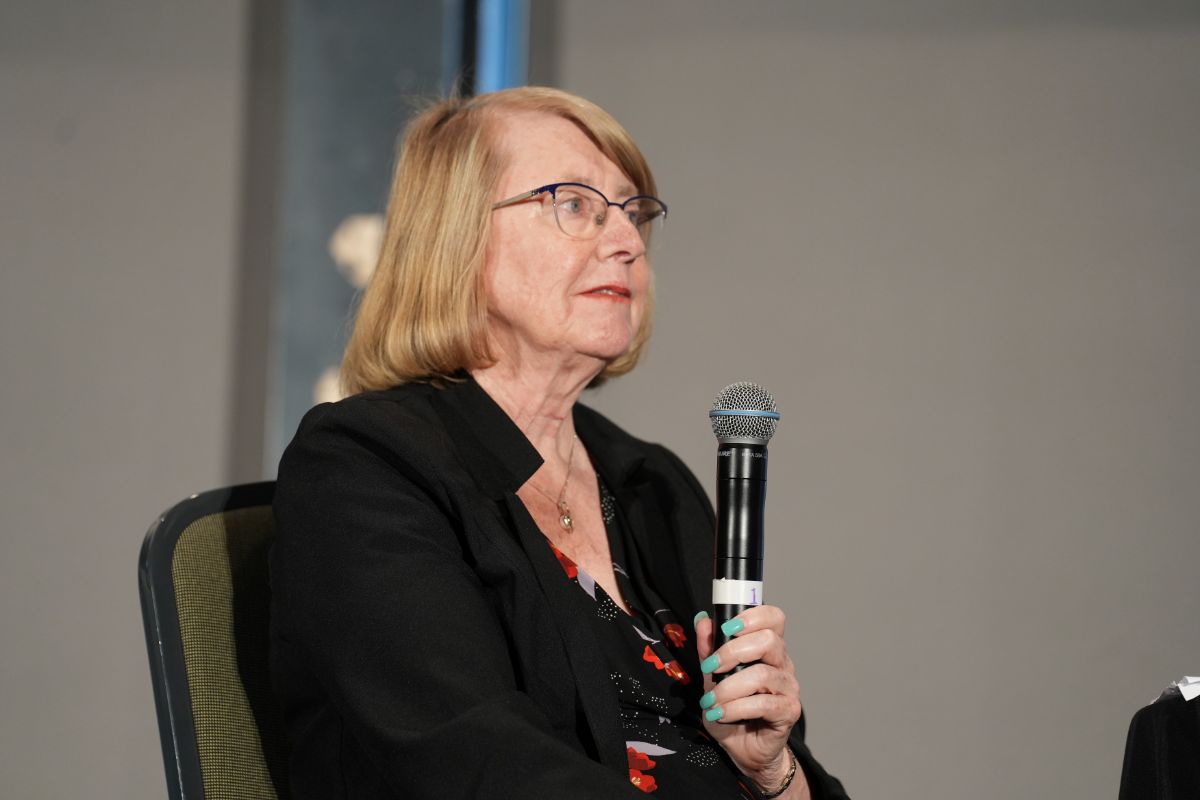 Christine Howe