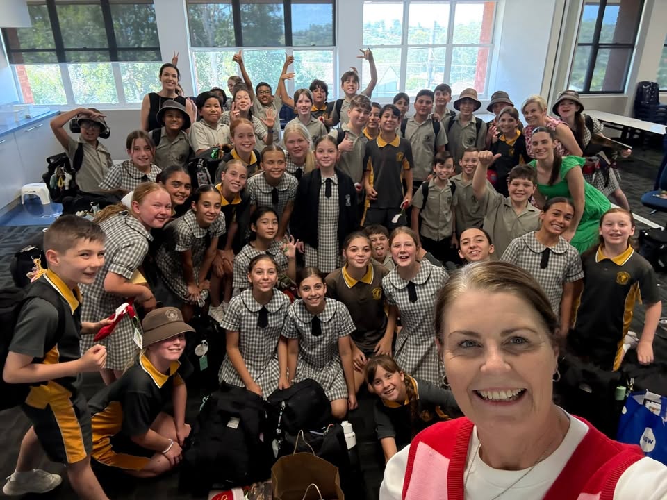 612596187321775_1384606180120768-1