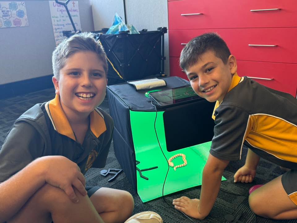 612596187321775_1437681478146571-1