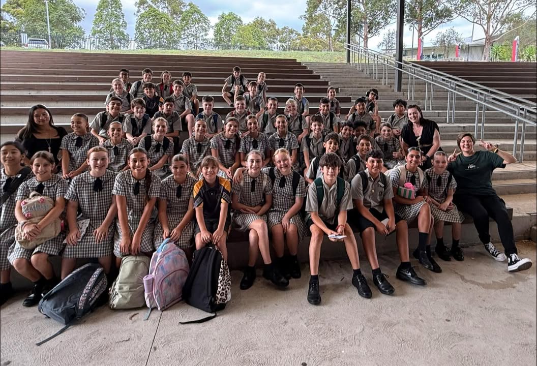 612596187321775_1438527681395284-1