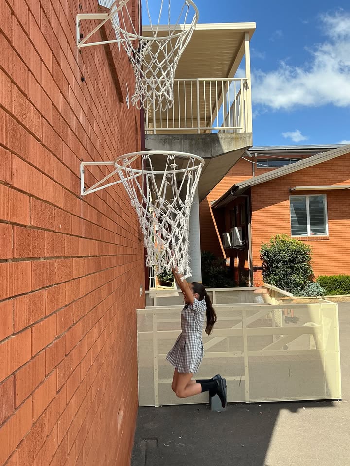 612596187321775_1455872349660817-1